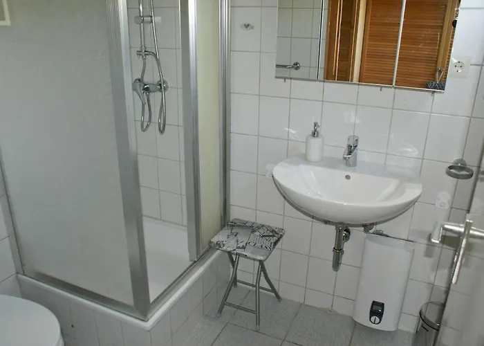 Zeltdachhaus Mit W_lan _ Parkplatz * Damp